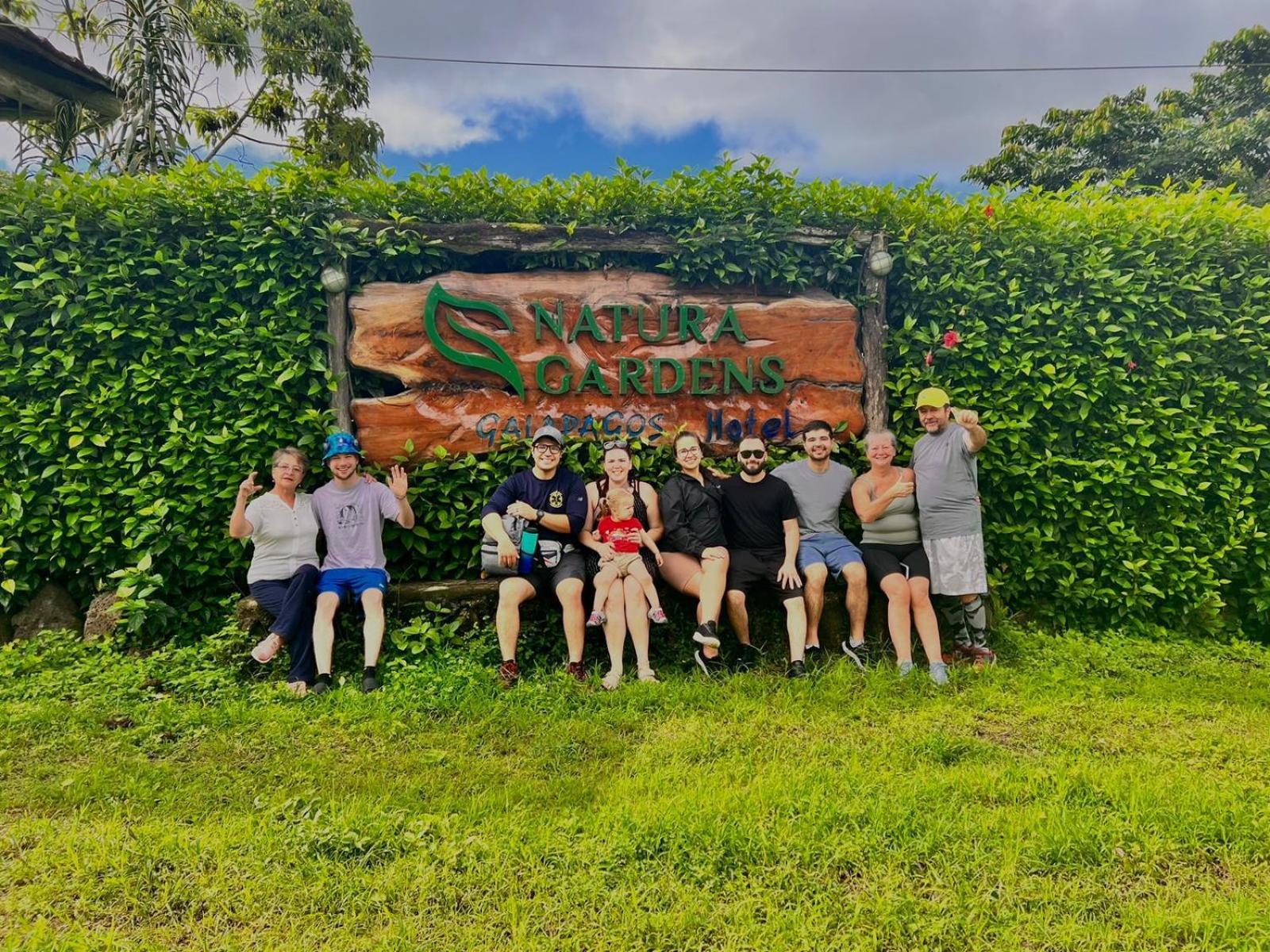 Natura Gardens Galapagos Bellavista  Exteriör bild